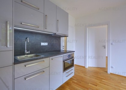 Pronájem bytu 2+kk, 41 m2, Nedašovská, P5 - Zličín.