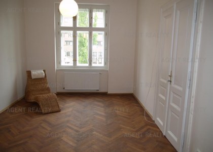 Pronájem pěkného bytu 2+1, 56m2 v těsné blízkosti parku Letná,P7-Holešovice.