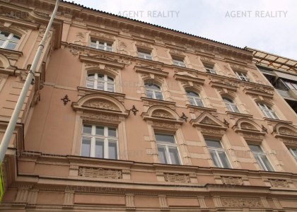 Pronájem pěkného bytu 2+1, 56m2 v těsné blízkosti parku Letná,P7-Holešovice.