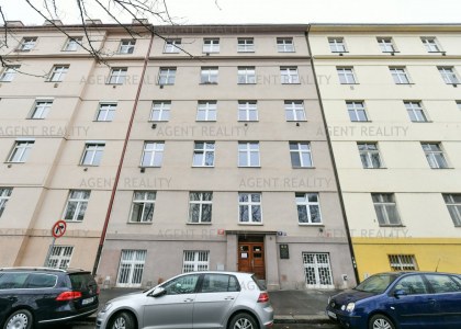 Pronájem bytu 1+1, 35m2, ulice Na Folimance, P2 - Vinohrady