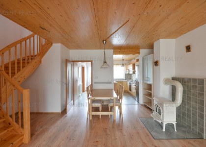 Prodej domu 5+1, 160m2 , ulice Jižní, Rudná, Praha - západ