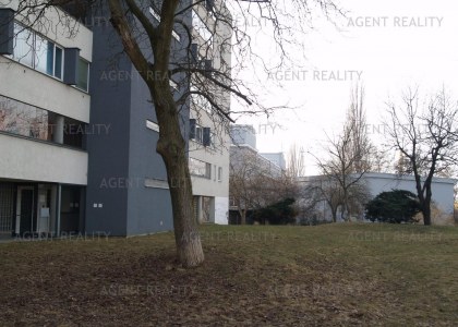 Prodej bytu 2+kk, 62m2 s balkonem a parkovacím stáním v novostavbě Praha 9 - Vysočany 