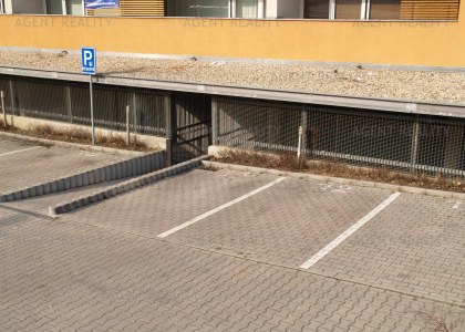Prodej bytu 2+kk, 62m2 s balkonem a parkovacím stáním v novostavbě Praha 9 - Vysočany 
