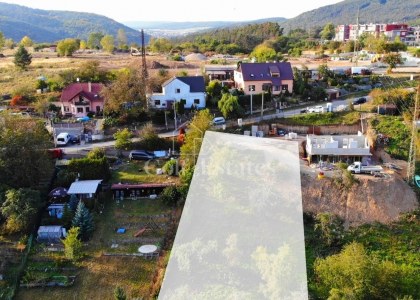 Prodej stavebního pozemku 1258m2, ulice Na Veselou, Beroun