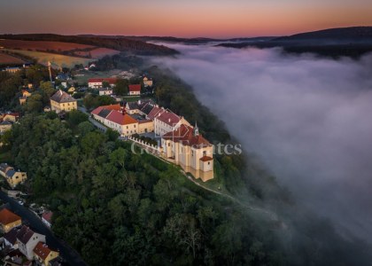 Prodej stavebního pozemku 1258m2, ulice Na Veselou, Beroun