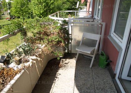 Pronájem bytu v novostavbě 2+kk,61m2 s balkonem a garážovým staním u metra JinoniceP5-Jinonice.