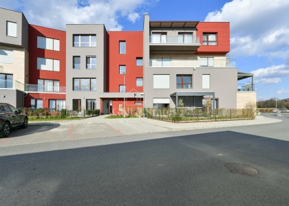 Pronájem bytu 3+kk, 100 m2 s terasou, ulice Na Veselou, Beroun