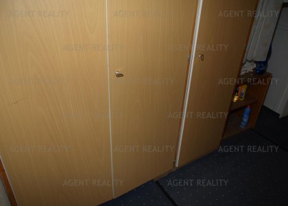 Pronájem velkého bytu v panlovém domě 4+1, 100m2 nedaleko Prokopského údolí P5-Barandov