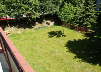Pronájem velkého bytu v panlovém domě 4+1, 100m2 nedaleko Prokopského údolí P5-Barandov