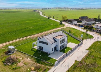 Prodej domu, 5+kk, 141m2, Slaný - Dolín