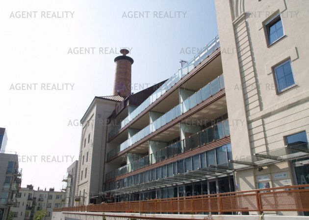 Pronájem moderního bytu 2+kk,48m2 v novostavbě Korunní dvůr nedaleko metra stanice Flora.