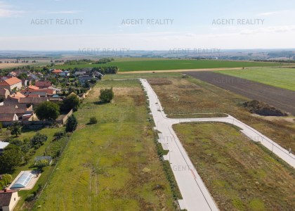 Prodej stavebního pozemku 186/77, 830m2, Slaný - Dolín