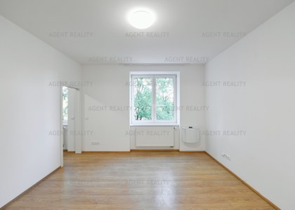 Pronájem bytu 2+KK, 44m2, ulice V Závětří, Praha 7 - Holešovice