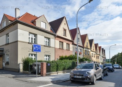 Pronájem bytu 3+kk, 70m2,  ulice 8.listopadu, P6-Břevnov.