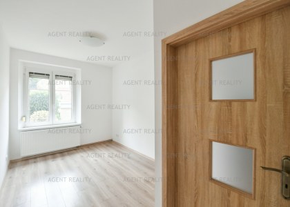 Pronájem bytu 3+kk, 70m2,  ulice 8.listopadu, P6-Břevnov.
