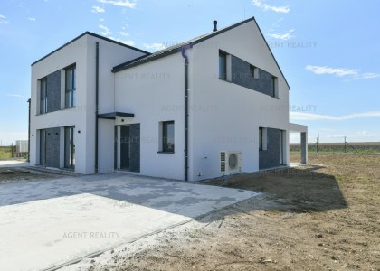 Prodej bytu 186/60BB, 5+kk, 141m2, Slaný - Dolín