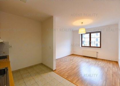 Pronájem bytu 2+kk, 57m2 s balkonem, ulice Slavníkova, Praha - Břevnov