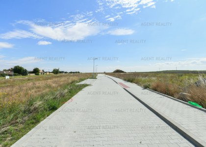 Prodej stavebního pozemku 186/86, 890 m2, Slaný - Dolín