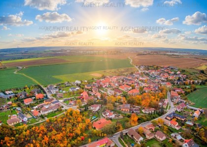 Prodej stavebního pozemku 186/58, 800 m2, Slaný - Dolín