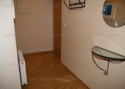 Pronájem zařízeného apartmánu 2+kk,75m2 v činžovním domě rezidence Masaryk P2-Vinohrady.