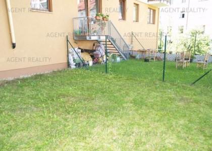 Pronájem pěkného bytu 3+kk, 83m2 s předzahrádkou a parkovacím stáním v P5-Smíchov