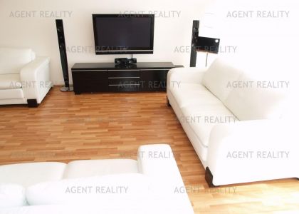 Pronájem luxusního bytu 3+kk,83m2 s lodžíí a balkonem s parkovacím stáním v novostavbě P5-Jinonice