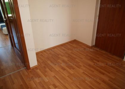 Pronájem luxusního bytu 3+kk,83m2 s lodžíí a balkonem s parkovacím stáním v novostavbě P5-Jinonice