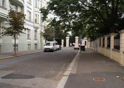 Pronájem  zařízeného bytu 2+kk,48m2 v činžovním domě P2-Vinohrady