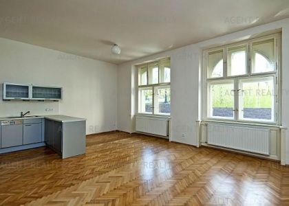 Pronájem pěkného bytu 3+kk, 90m2 po celkové rekonstrukci u Riegerových sadů P2-Vinohrady