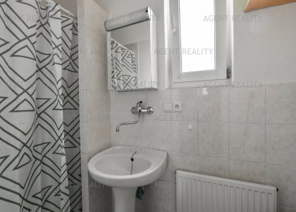 Pronájem bytu 1+1, 45 m2, ulice Karlovarská P6-Řepy.
