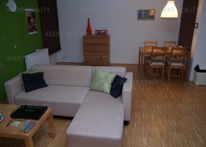 Pronájem vybaveného bytu 2+kk, 57m2 včetně parkování v rezidenčním komplexu P4-Modřany.