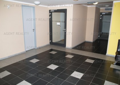Pronájem vybaveného bytu 2+kk, 57m2 včetně parkování v rezidenčním komplexu P4-Modřany.