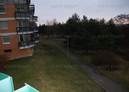Pronájem velkého bytu 3+1, 112m2 s terasou a parkovacím stáním v ceně najmu v P8-Libeň.