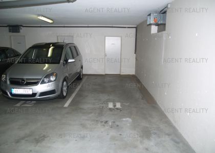 Pronájem velkého bytu 3+1, 112m2 s terasou a parkovacím stáním v ceně najmu v P8-Libeň.