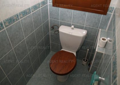 Pronájem pěkného byt 3+kk,78m2 s zaskelnou lodžii v klidné lokalitě nedaleko metra  P5-Stodůkly.