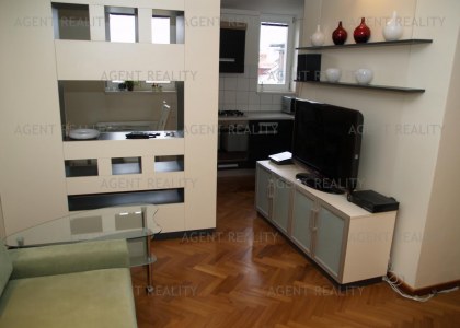 Pronájem zařízeného apartmánového bytu 3+1,75m2 mezonet s terasou  v P1-Nové město.