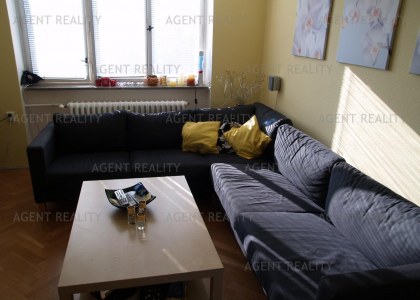  Prodej pěkného bytu 2+1, 55m2 v obytné zástavbě Kladno-Kročehlavy.