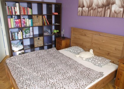  Prodej pěkného bytu 2+1, 55m2 v obytné zástavbě Kladno-Kročehlavy.