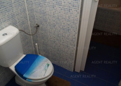 Pronájem bytu  2+kk, 57m2 s neprůchozími pokoji v činžovním domě po rekonstrukci P10-Vršovice.