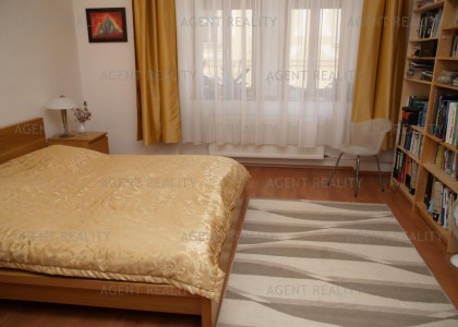 Pronájem pěkného bytu 3+1, 70m2 v cihlovém domě ve zvýšeném přízemí P6-Břevnov.