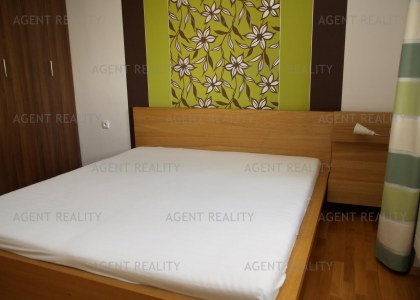 Pronájem moderního bytu 2+kk,65m2 s balkony a výhledem na Prahu v obytném domě P5-Smíchov.