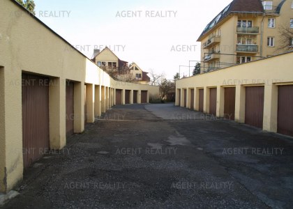 Pronájem moderního bytu 2+kk,65m2 s balkony a výhledem na Prahu v obytném domě P5-Smíchov.