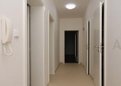  Prodej velmi pěkného bytu 3+kk, 100m2+15m2 terasa situovaném v zabydlené novostavbě Praha3-Žižkov.