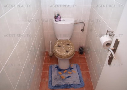 Agentreality pronajme velmi pěkný  byt 3+kk,74m2 v novostavbě s balkonem P4-Nusle.