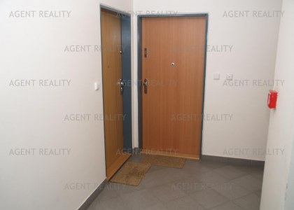 Pronájem pěkného bytu s balkonem 2+kk,50m2 v novostavbě včetně parkovacího stání P5-Motol.
