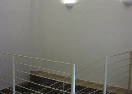 Prodej nebytového prostoru k podnikání nedaleko Václavského náměsti P2-Nové město.