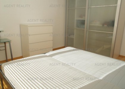 Pronájem zařízeného moderního bytu 3+kk, 80m2 s balkonem a garáží v  P6-Bílá Hora.