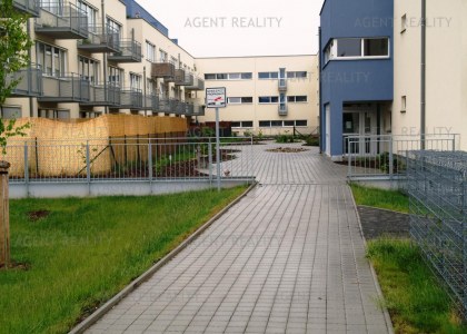 Pronájem nového bytu 2+kk,50m2 s balkonem v novostavbě P14-Kyje