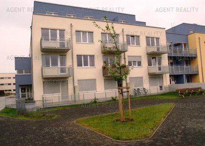 Pronájem nového bytu 2+kk,50m2 s balkonem v novostavbě P14-Kyje