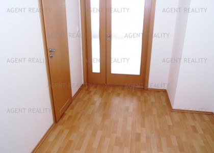 Pronájem slunného bytu 3+kk,91m2 s terasou a parkovacím stáním v klidné lokalitě P5-Stodůlky